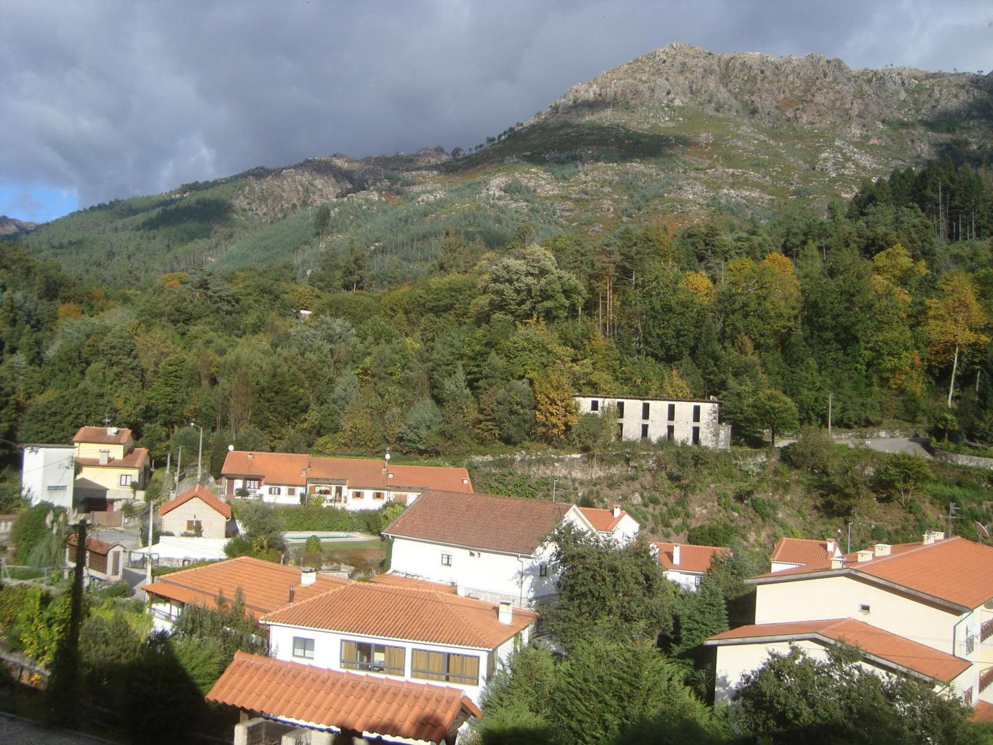 Aparthotel Geres Exterior foto
